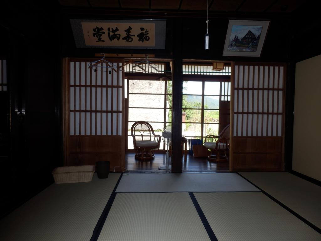 Minshuku Yomoshirou 호텔 난토 객실 사진